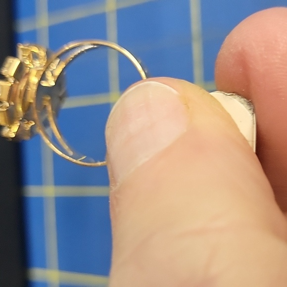 Onyx Faux Rhinestone Accented Size 8 Adjustable - Picture 3 of 3